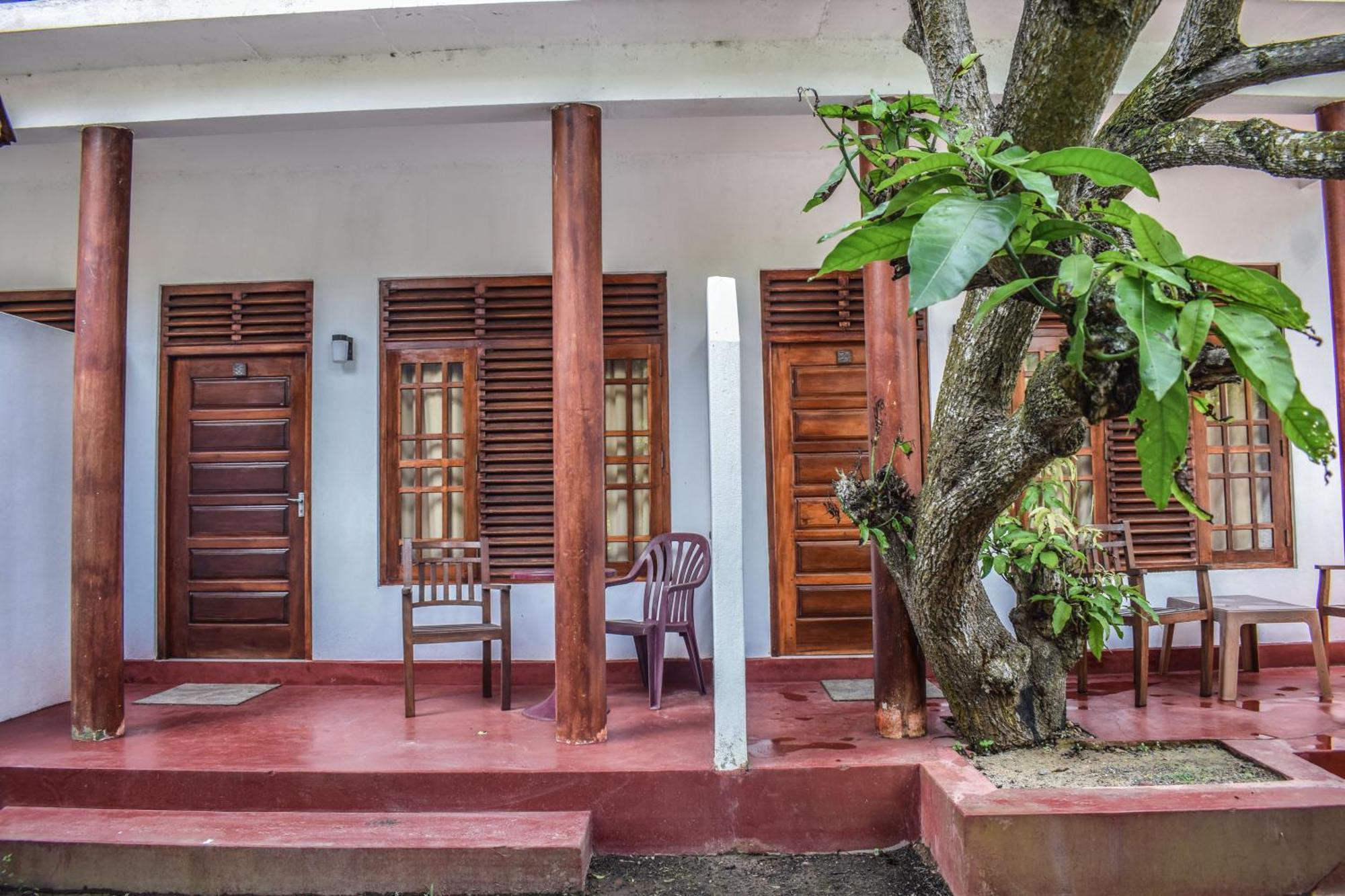 Sea Zone Resort Mirissa Exterior photo